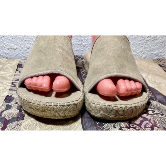 Women’s Bare Traps Carson Slides Tan Suede Leather Espadrilles Sandals Size 10M - Picture 3 of 10